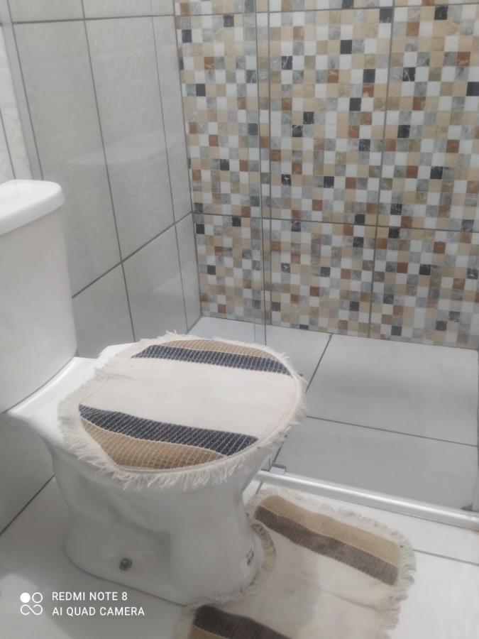 Pousada Quarto Casal Com Ar,Frigobar, Garagem Aparecida  Exterior photo